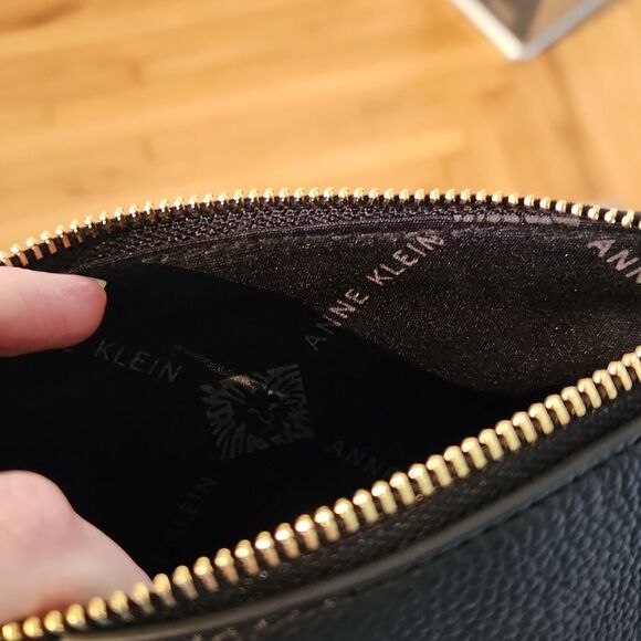 Anne klein wristlet black and brown New without tags - Picture 5 of 5